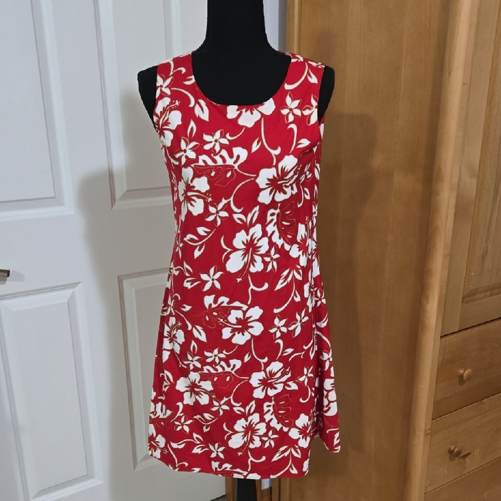 Hilo Hattie Red and White Floral Mini Dress